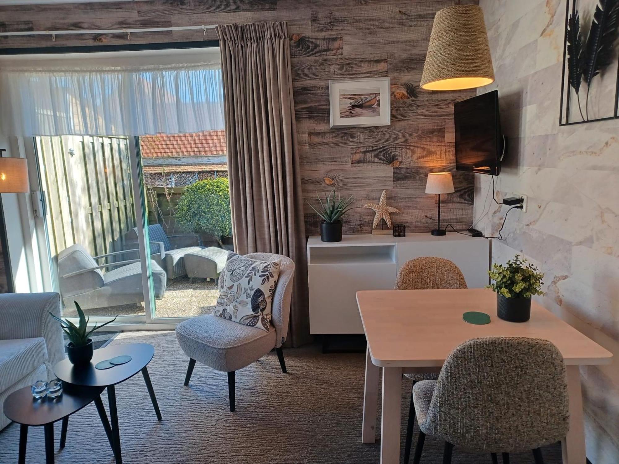 Hotel Dichtbijzee Oosterend  Dış mekan fotoğraf
